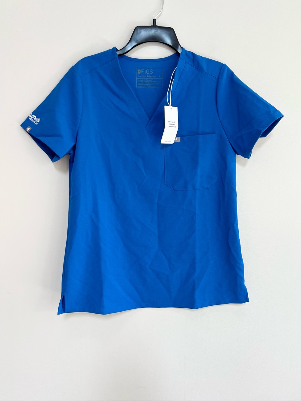 FIGS NWT AYA Embroidered Catarina One-Pocket Scrub Top Royal Blue PO#1809, Small